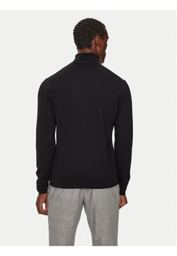 Pierre Cardin Golf C5 50703.5037 Czarny Regular Fit. Typ kołnierza: golf. Kolor: czarny. Materiał: wełna