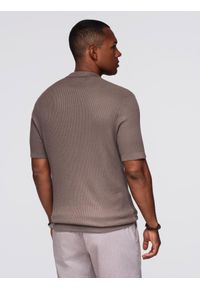 Ombre Clothing - Męska koszulka polo bez guzików z otwartym kołnierzykiem – popielata V4 OM-POSS-0160 - XXL. Typ kołnierza: polo. Kolor: szary. Materiał: dzianina, wiskoza, nylon, prążkowany, elastan. Styl: klasyczny, elegancki #8