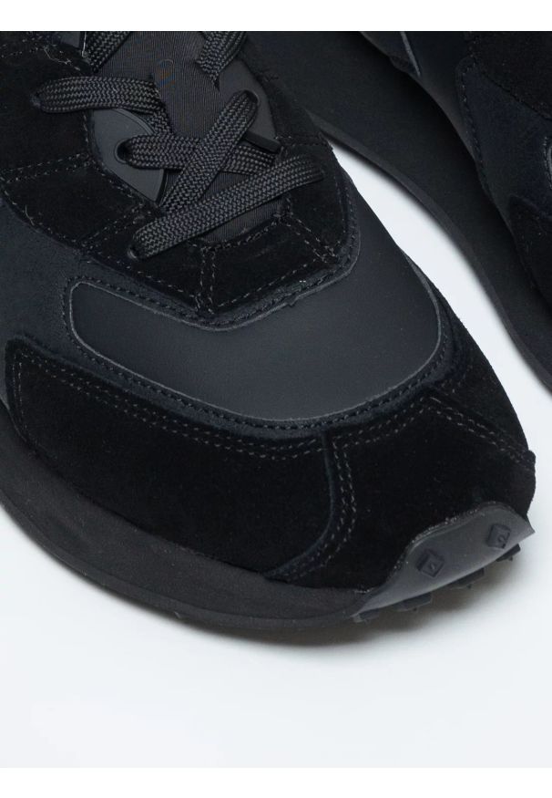 Big-Star - Sneakersy męskie ze skóry naturalnej czarne OO174297 906. Okazja: na co dzień, na spacer. Kolor: czarny. Materiał: skóra ekologiczna, materiał. Sport: turystyka piesza, fitness