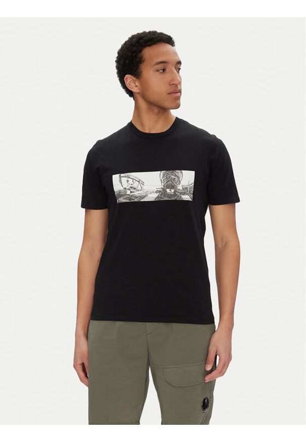 C.P. Company T-Shirt 18CMTS319A005431G Czarny Regular Fit. Kolor: czarny. Materiał: bawełna