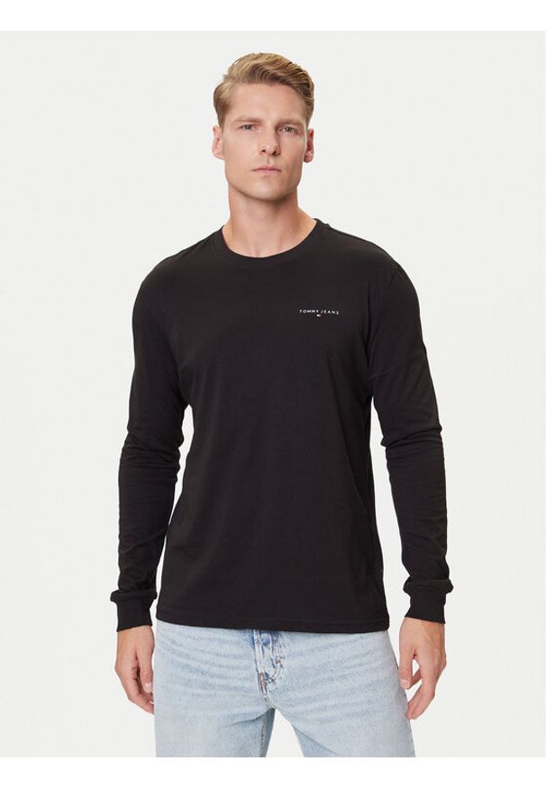 Tommy Jeans Longsleeve Chest Linear DM0DM21594 Czarny Regular Fit. Kolor: czarny. Materiał: bawełna. Długość rękawa: długi rękaw
