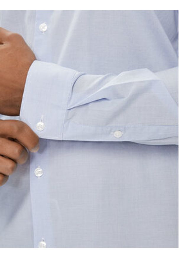 s.Oliver Koszula 2132556 Błękitny Slim Fit. Kolor: niebieski. Materiał: bawełna