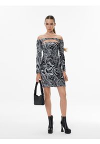 Kazar - Czarna skórzana torebka baguette z falbanką. Kolor: czarny. Wzór: aplikacja. Materiał: skórzane. Rodzaj torebki: na ramię #4