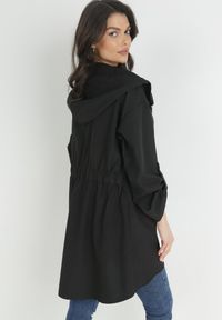 Born2be - Czarna Kurtka Oversize Wiatrówka z Kapturem Lafise. Typ kołnierza: kaptur. Kolor: czarny. Długość rękawa: długi rękaw. Długość: długie #3