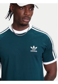 Adidas - adidas T-Shirt adicolor Classics 3-Stripes JY1374 Zielony Slim Fit. Kolor: zielony. Materiał: bawełna #5