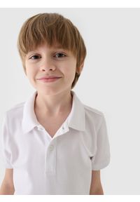 4f - 4F Koszulka polo chłopięca - biała 158 (12-13 lat). Okazja: na co dzień. Typ kołnierza: polo. Kolor: biały. Długość: krótkie. Wzór: ze splotem, gładki. Materiał: dzianina, bawełna. Długość rękawa: krótki rękaw. Sezon: lato. Styl: casual, sportowy, klasyczny #2