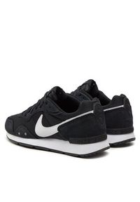 Nike Sneakersy Venture Runner CK2948 001 Czarny. Kolor: czarny. Materiał: mesh, materiał #6