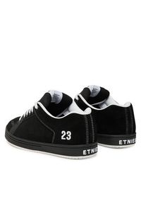 Etnies Sneakersy Sal 23 4102000155 Czarny. Kolor: czarny. Materiał: zamsz, skóra