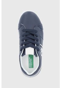 United Colors of Benetton Buty kolor granatowy. Nosek buta: okrągły. Zapięcie: sznurówki. Kolor: niebieski. Materiał: guma. Szerokość cholewki: normalna #3