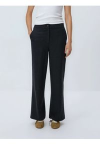 Reserved - Spodnie z szeroką nogawką - czarny. Kolor: czarny. Materiał: tkanina, wiskoza #1
