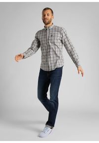 Lee - MĘSKA KOSZULA LEE LEE BUTTON DOWN GREY MELE L880RN37 112123425. Typ kołnierza: button down