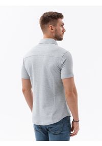 Ombre Clothing - Dzianinowa męska koszula slim fit z krótkim rękawem i kołnierzykiem – szara V5 OM-SHSS-0100 - XXL. Typ kołnierza: polo. Kolor: szary. Materiał: dzianina. Długość rękawa: krótki rękaw. Długość: krótkie. Styl: sportowy, elegancki #7