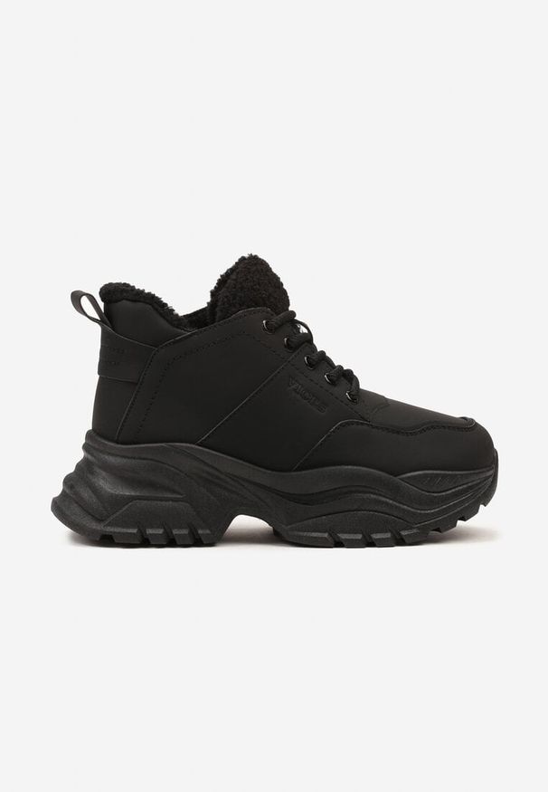Renee - Czarne Trapery Sneakersy Vices na Platformie z Tłoczeniem Nirrise. Okazja: na co dzień. Kolor: czarny. Materiał: dresówka. Obcas: na platformie. Styl: casual
