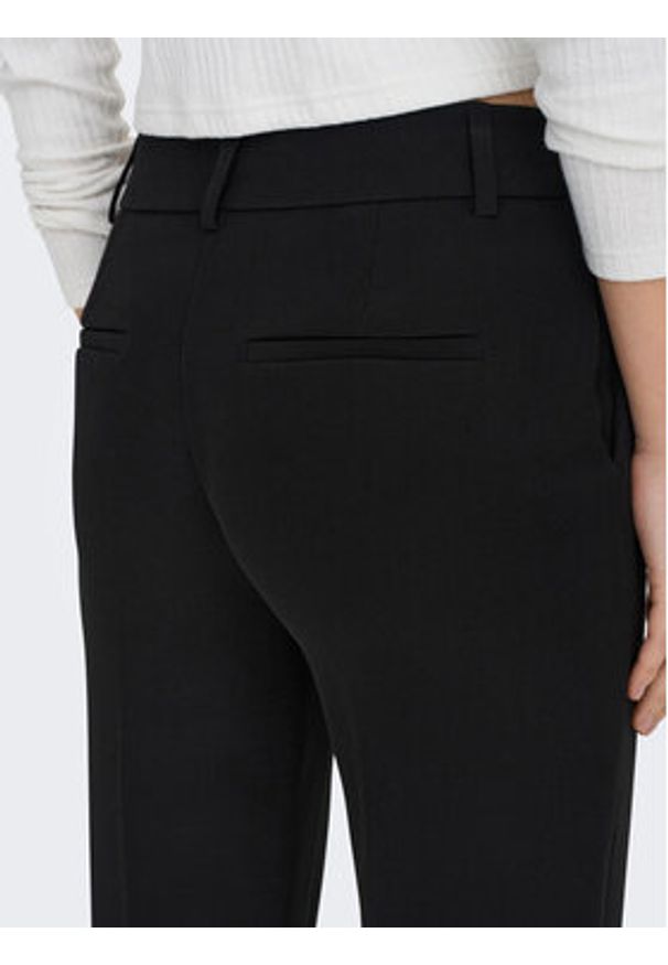only - ONLY Chinosy Veronica 15291514 Czarny Slim Fit. Kolor: czarny. Materiał: syntetyk