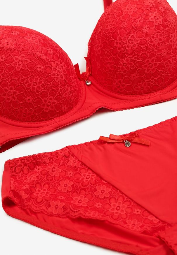 Born2be - Czerwony Koronkowy Komplet Usztywniany Biustonosz oraz Figi Nevelle. Kolor: czerwony. Materiał: koronka
