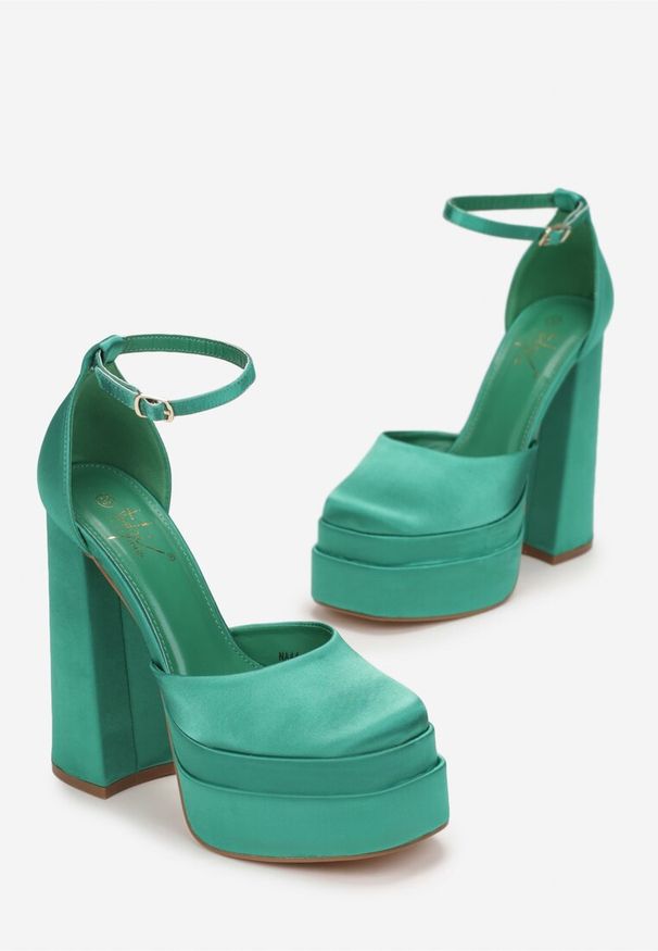 Renee - Zielone Sandały Glori. Zapięcie: pasek. Kolor: zielony. Materiał: tkanina, satyna. Obcas: na platformie. Styl: elegancki
