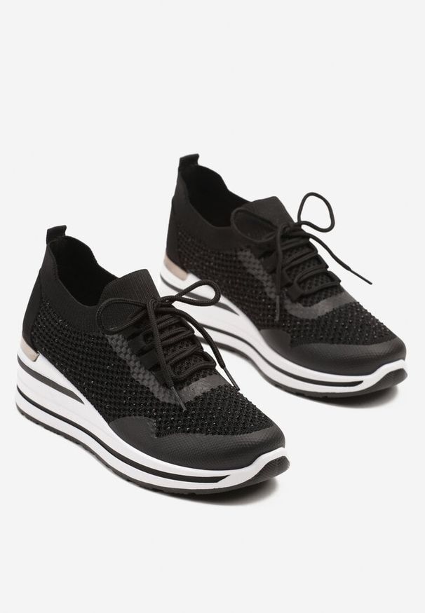 Born2be - Czarne Sneakersy na Koturnie z Cyrkoniami z Metalicznym Zdobieniem Bariena. Zapięcie: sznurówki. Kolor: czarny. Wzór: aplikacja. Obcas: na koturnie