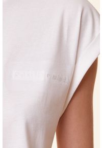 Etam t-shirt piżamowy kolor beżowy bawełniana. Kolor: beżowy. Materiał: bawełna. Długość: krótkie