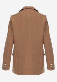 Renee - Jasnobrązowa Marynarka Niezapinana z Dekoracyjnymi Guzikami Cose. Kolor: beżowy. Materiał: materiał #8