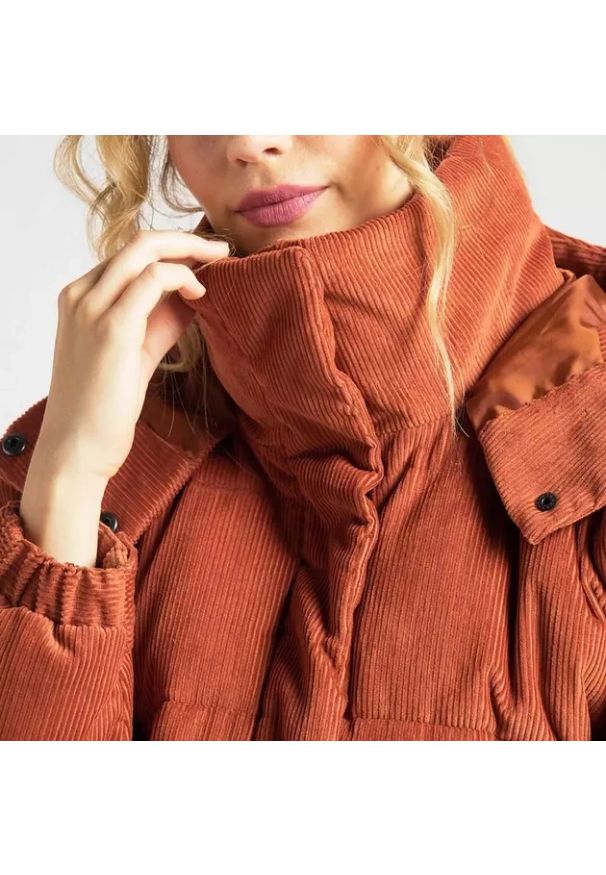 Lee - LEE PUFFER JACKET DAMSKA KURTKA SZTRUKSOWA BURNT OCRA L56VMGOM 112113113. Materiał: sztruks