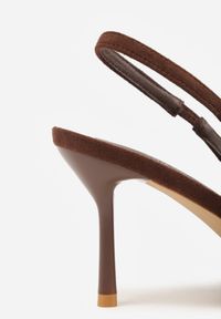 Renee - Brązowe Sandały z Imitacji Zamszu na Szpilce z Odkrytą Piętą Adrasiphaeia. Kolor: brązowy. Materiał: zamsz. Obcas: na szpilce #8