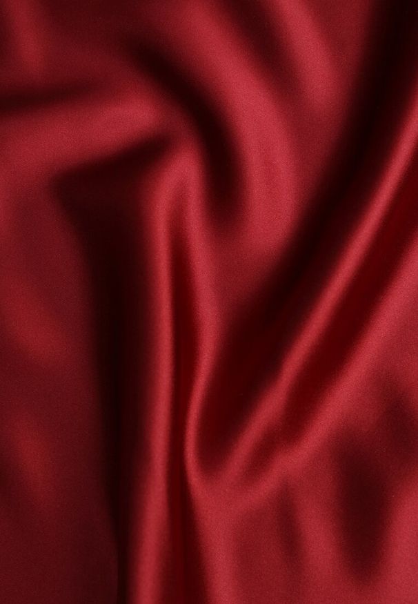 Renee - Bordowa Satynowa Midi Spódnica Rozkloszowana z Gumką w Pasie i Suwakiem Leose. Kolor: czerwony. Materiał: satyna