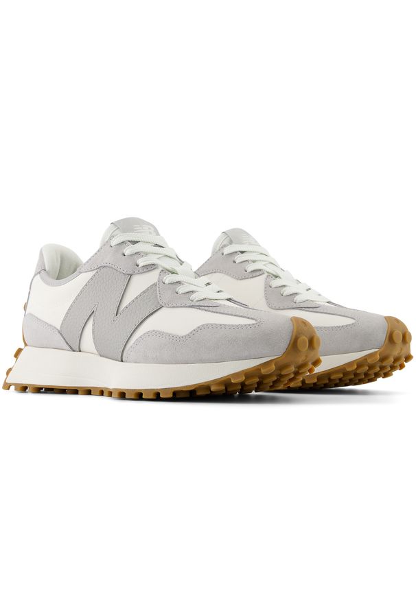 Buty damskie New Balance WS327NKC – szare. Okazja: na co dzień. Kolor: szary. Materiał: guma, dresówka, materiał, skóra, zamsz. Szerokość cholewki: normalna. Sezon: wiosna