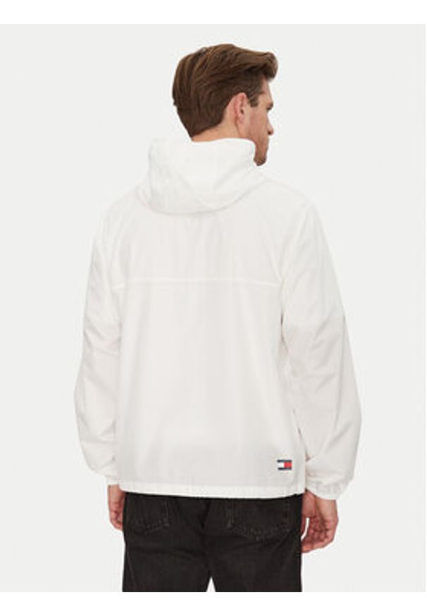 Tommy Jeans Wiatrówka Chicago DM0DM20204 Écru Regular Fit. Materiał: syntetyk