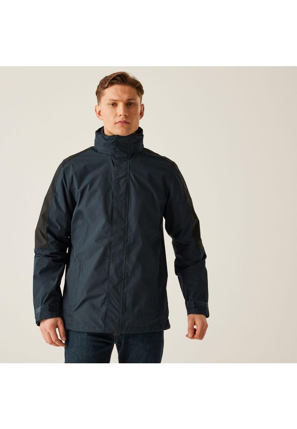 Regatta - Kurtka robocza męska Defender. Kolor: niebieski. Sezon: zima. Sport: turystyka piesza