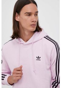 adidas Originals bluza męska kolor różowy z kapturem z aplikacją. Typ kołnierza: kaptur. Kolor: różowy. Materiał: materiał. Długość rękawa: długi rękaw. Długość: długie. Wzór: aplikacja #1