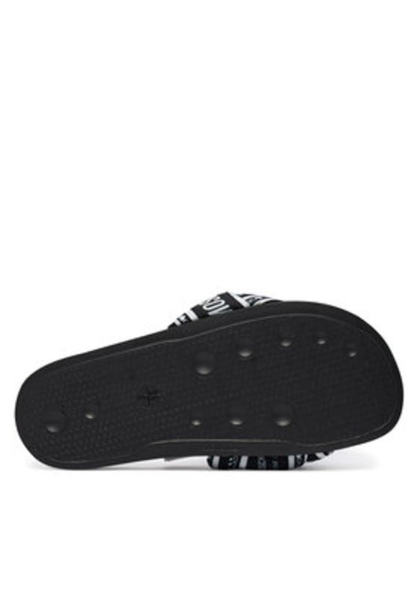 Love Moschino - LOVE MOSCHINO Klapki JA28312G0OIW300A Czarny. Kolor: czarny. Materiał: materiał