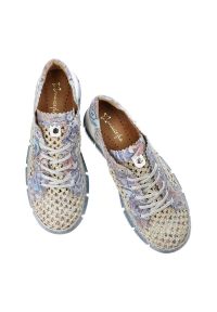 Niebieskie Półbuty Maciejka Wygodne Skórzane Buty Damskie. Okazja: na uczelnię, na co dzień. Kolor: niebieski. Materiał: skóra. Szerokość cholewki: normalna. Wzór: kolorowy, aplikacja. Obcas: na platformie. Styl: casual #3