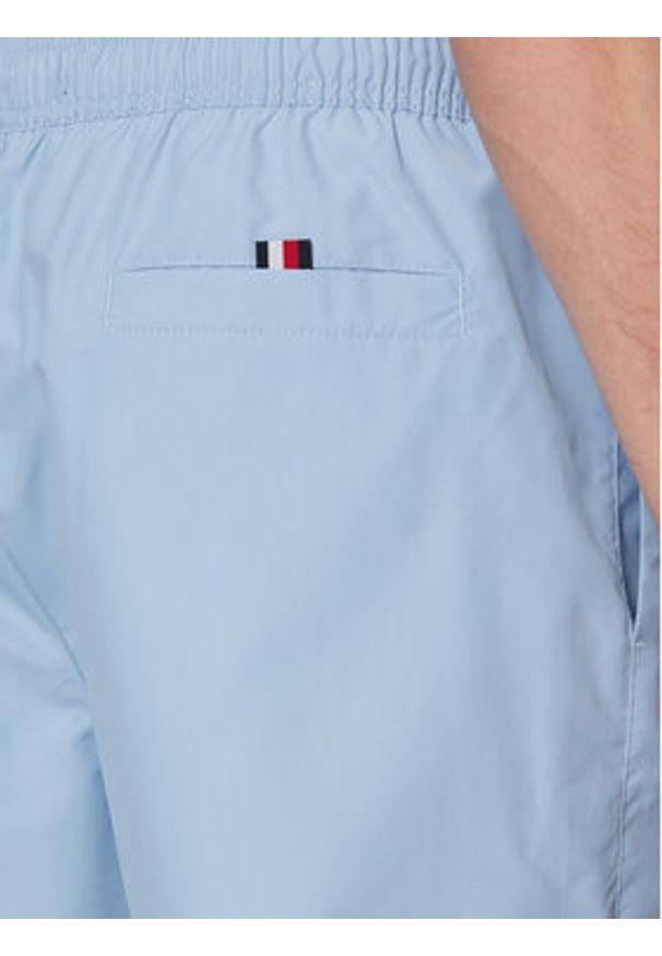 TOMMY HILFIGER - Tommy Hilfiger Szorty kąpielowe UM0UM03258 Niebieski Regular Fit. Kolor: niebieski. Materiał: syntetyk