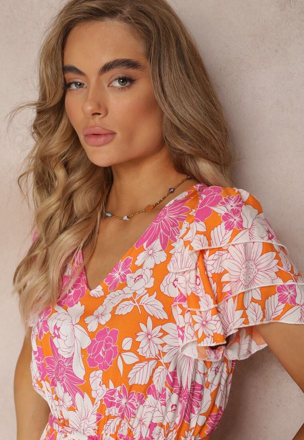 Renee - Pomarańczowa Sukienka z Wiskozy w Kwiaty z Wiązanym Paskiem Malore. Kolor: pomarańczowy. Materiał: wiskoza. Wzór: kwiaty. Typ sukienki: rozkloszowane. Styl: wakacyjny