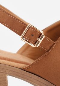 Born2be - Jasnobrązowe Sandały VICES na Obcasie i Platformie z Imitacji Drewna Ilda. Okazja: na spacer, na co dzień, do pracy. Zapięcie: pasek. Kolor: brązowy. Obcas: na obcasie. Styl: casual, klasyczny. Wysokość obcasa: średni #7