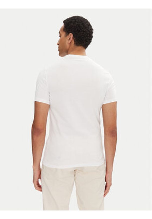 Guess T-Shirt M5GI06 I3Z14 Biały Regular Fit. Kolor: biały. Materiał: bawełna