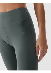 4f - Legginsy do jogi 7/8 z materiałów z recyklingu damskie. Stan: podwyższony. Kolor: zielony. Materiał: materiał. Sport: joga i pilates