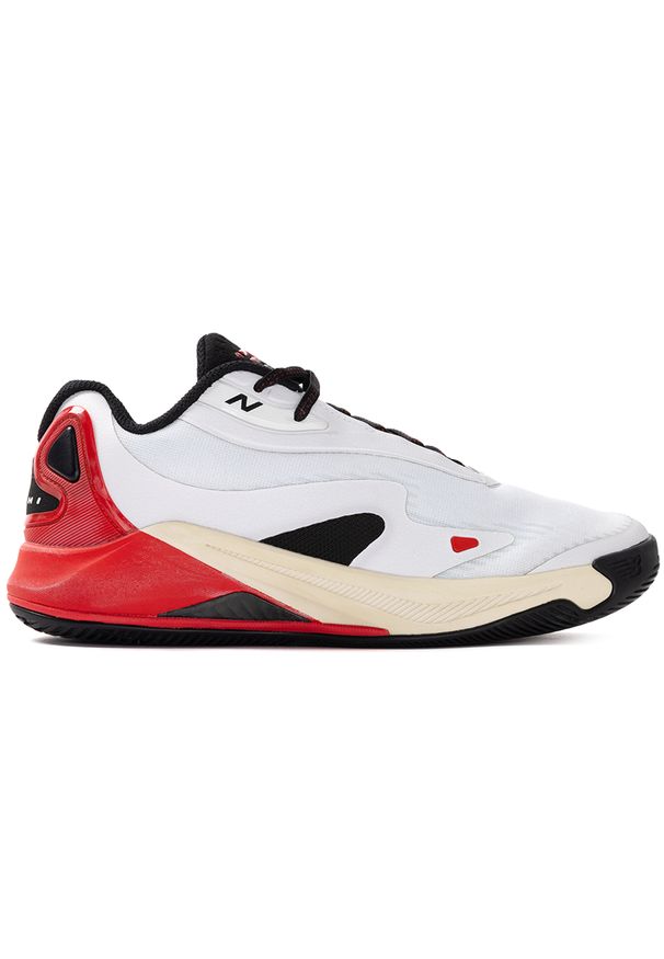 Buty męskie New Balance KAWHI IV BBKLSBR4 – białe. Kolor: biały. Materiał: włókno, syntetyk, materiał, guma. Szerokość cholewki: normalna. Sport: bieganie, koszykówka