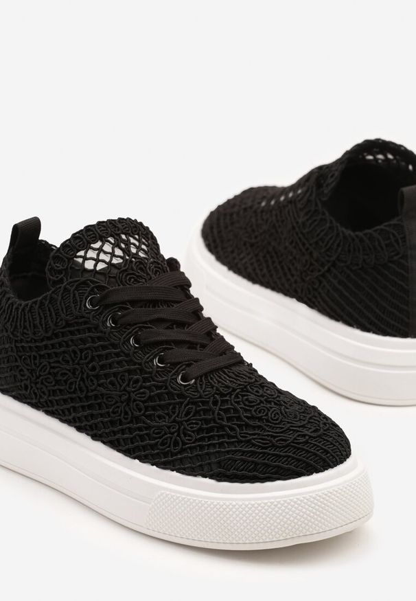 Renee - Czarne Siateczkowe Sneakersy Typu Tenisówki Sunalie. Okazja: na spotkanie biznesowe, na co dzień. Kolor: czarny. Materiał: jeans. Szerokość cholewki: normalna. Obcas: na płaskiej podeszwie
