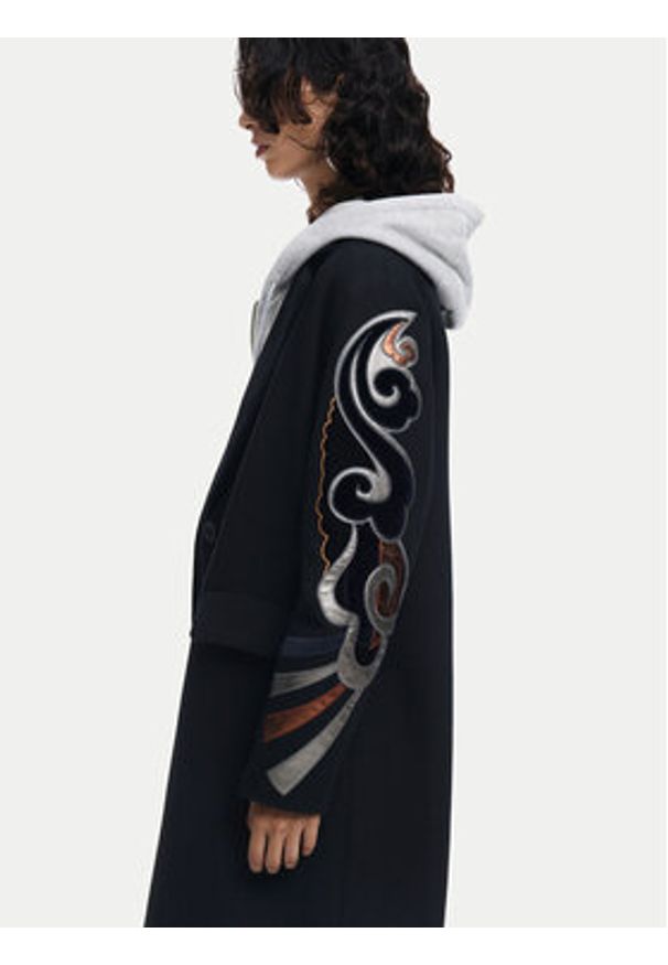 Desigual Płaszcz wełniany Cracovia 24WWEWBA Czarny Regular Fit. Kolor: czarny. Materiał: syntetyk