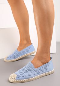 Born2be - Niebieskie Espadryle z Ażurowej Siateczki Ozdobione Plecionką Lanivesa. Okazja: na co dzień, na spacer. Kolor: niebieski. Materiał: materiał, jeans, len. Szerokość cholewki: normalna. Wzór: aplikacja, ażurowy. Sezon: wiosna, lato. Styl: elegancki, klasyczny, wakacyjny, casual #1