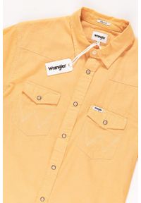Wrangler - KOSZULA MĘSKA KRÓTKI RĘKAW WRANGLER SS ROLL WESTERN AMBER YELLOW W5A114MUY 112129951. Długość rękawa: krótki rękaw. Długość: krótkie #6