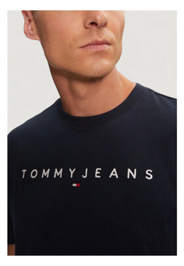 Tommy Jeans T-Shirt Linear Logo DM0DM20744 Granatowy Regular Fit. Kolor: niebieski. Materiał: bawełna