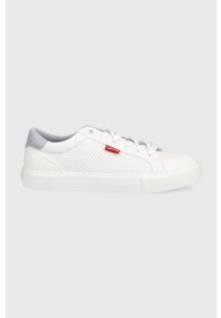 Levi's® - Levi's sneakersy Woodward Refresh S kolor biały. Okazja: na spotkanie biznesowe. Nosek buta: okrągły. Zapięcie: sznurówki. Kolor: biały. Materiał: włókno, guma. Sport: bieganie