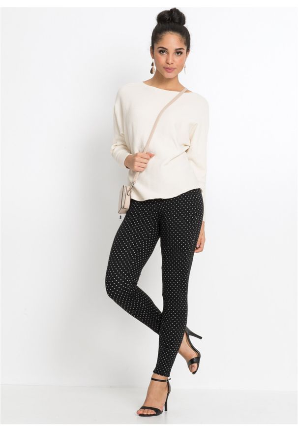 bonprix - "Sweter w prążek ""oversize""". Kolor: biały. Wzór: prążki
