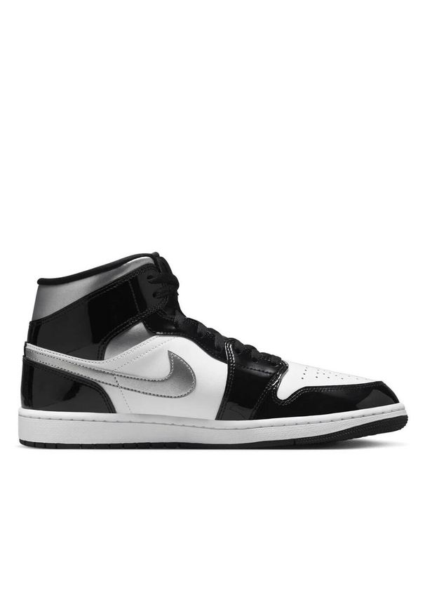 Buty Sportowe Męskie Air Jordan 1 Mid SE. Okazja: na co dzień. Kolor: biały