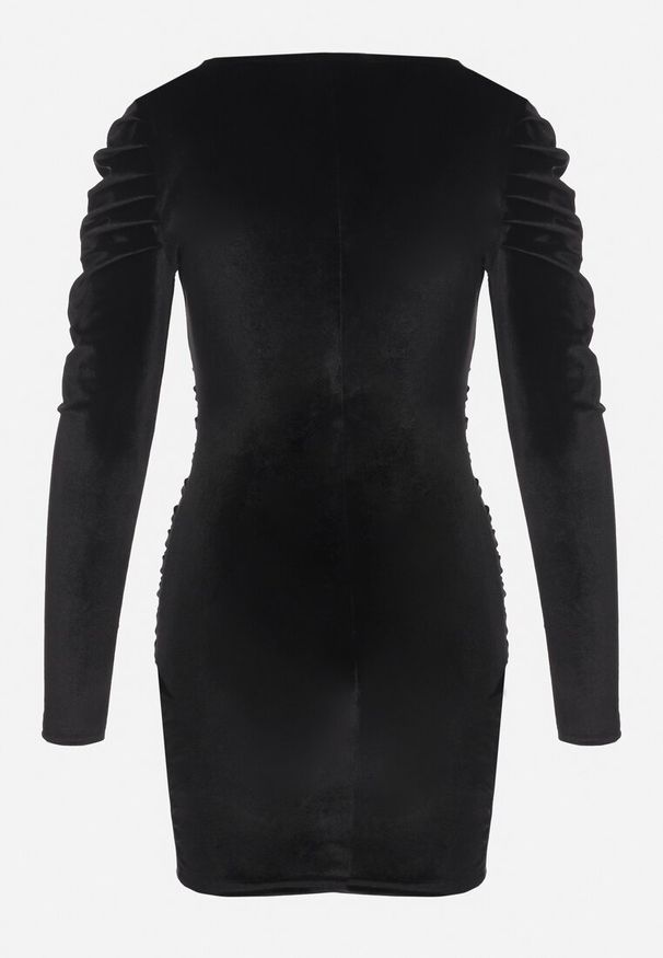 Born2be - Czarna Dopasowana Kopertowa Sukienka z Weluru z Bufiastymi Rękawami Ardell. Typ kołnierza: dekolt w kształcie V. Kolor: czarny. Materiał: welur. Wzór: aplikacja. Typ sukienki: kopertowe. Styl: klasyczny