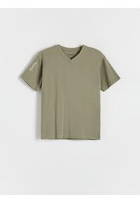 Reserved - T-shirt z nadrukiem - ciemnozielony. Kolor: zielony. Materiał: dzianina, włókno, bawełna. Wzór: nadruk
