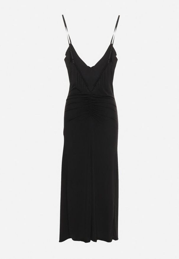 Born2be - Czarna Koktajlowa Dopasowana Sukienka z Broszką Kwiatkiem Vikanna. Typ kołnierza: dekolt w kształcie V, kołnierz z falbankami. Kolor: czarny. Długość rękawa: na ramiączkach. Wzór: kwiaty. Typ sukienki: dopasowane. Styl: wizytowy