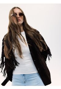 Reserved - Taliowany t-shirt - biały. Kolor: biały. Materiał: dzianina, bawełna #1